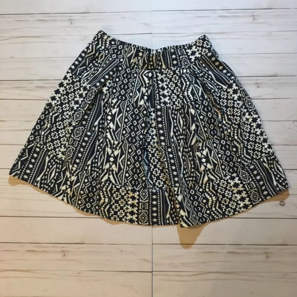 Xhilaration Small Blue White Skirt